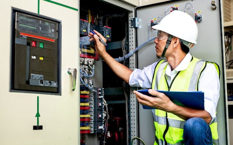 Tủ điện 3 pha được ứng dụng cho nhiều trường hợp cả dân dụng lẫn công nghiệp